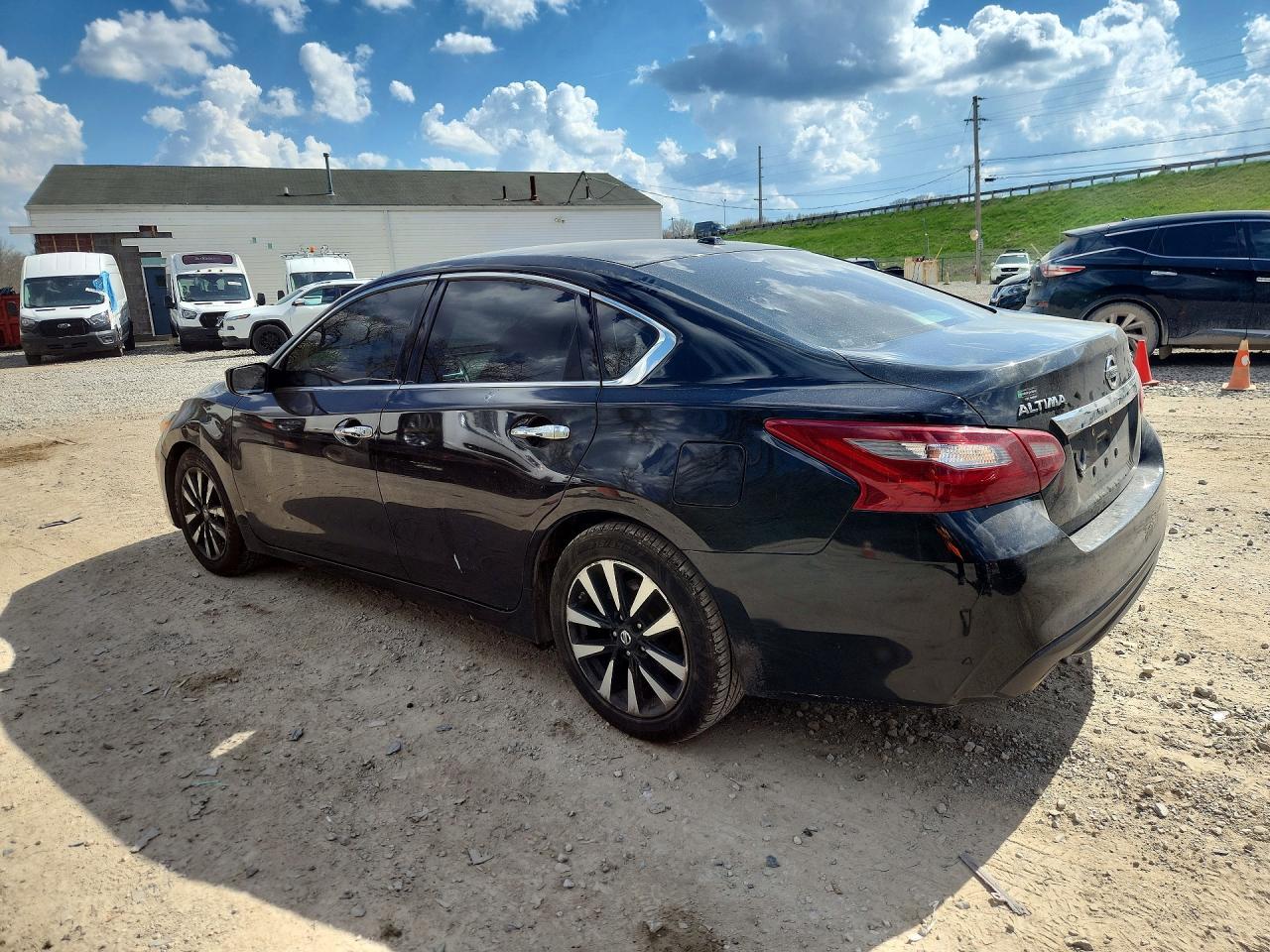 2018 Nissan Altima 2.5 Sv - Фото 2