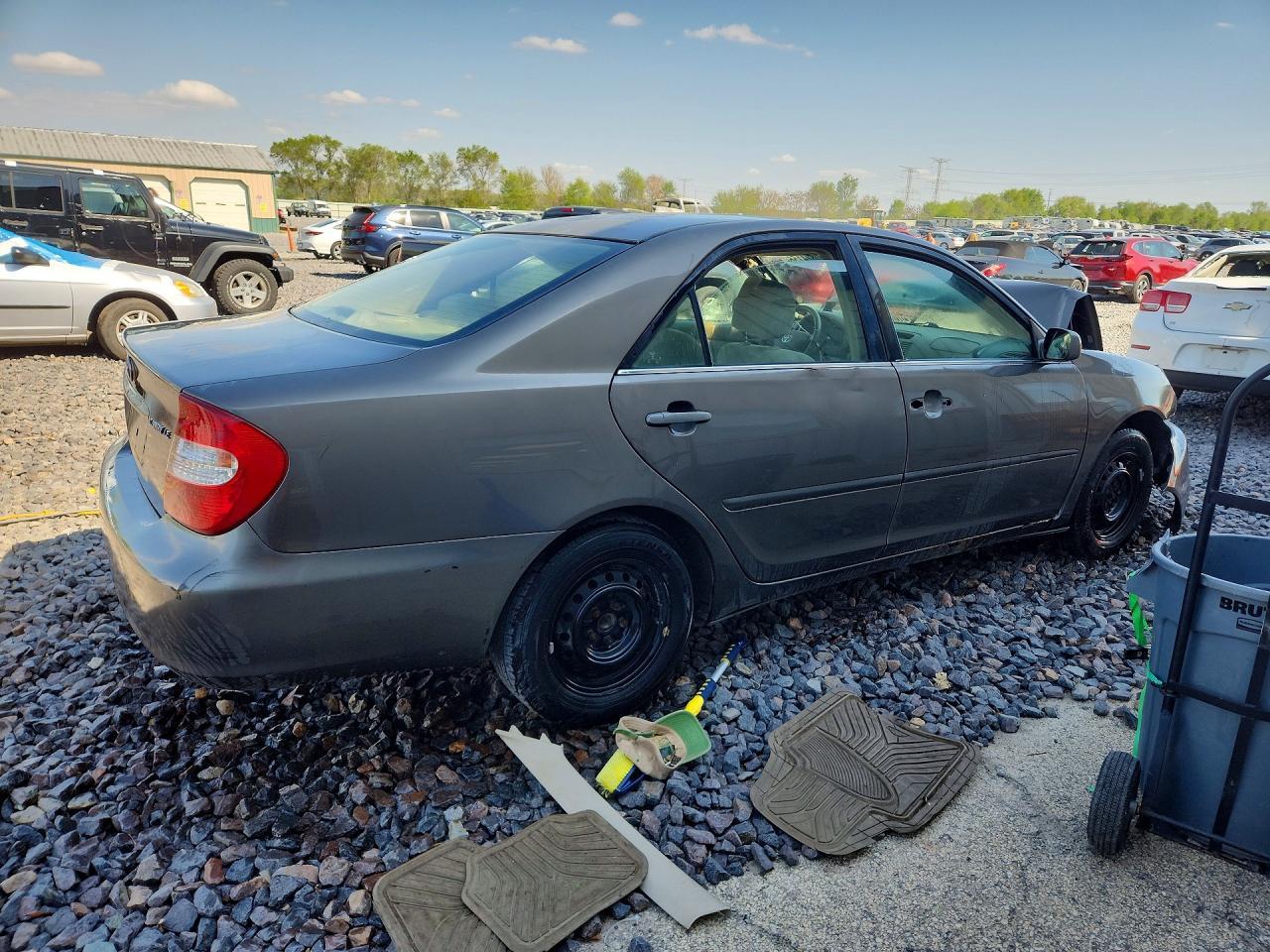 2003 Toyota Camry Le - Фото 3
