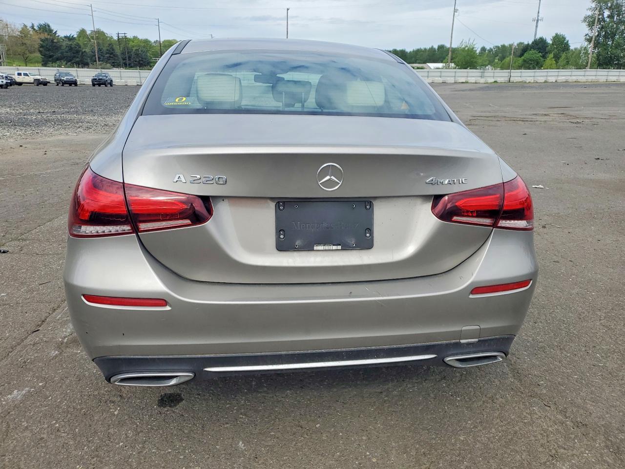 2020 Mercedes-Benz A 220 4Matic - Фото 6