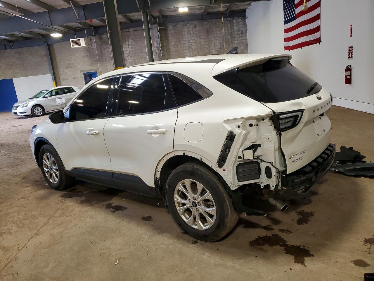 2023 Ford Escape Active - Фото 2