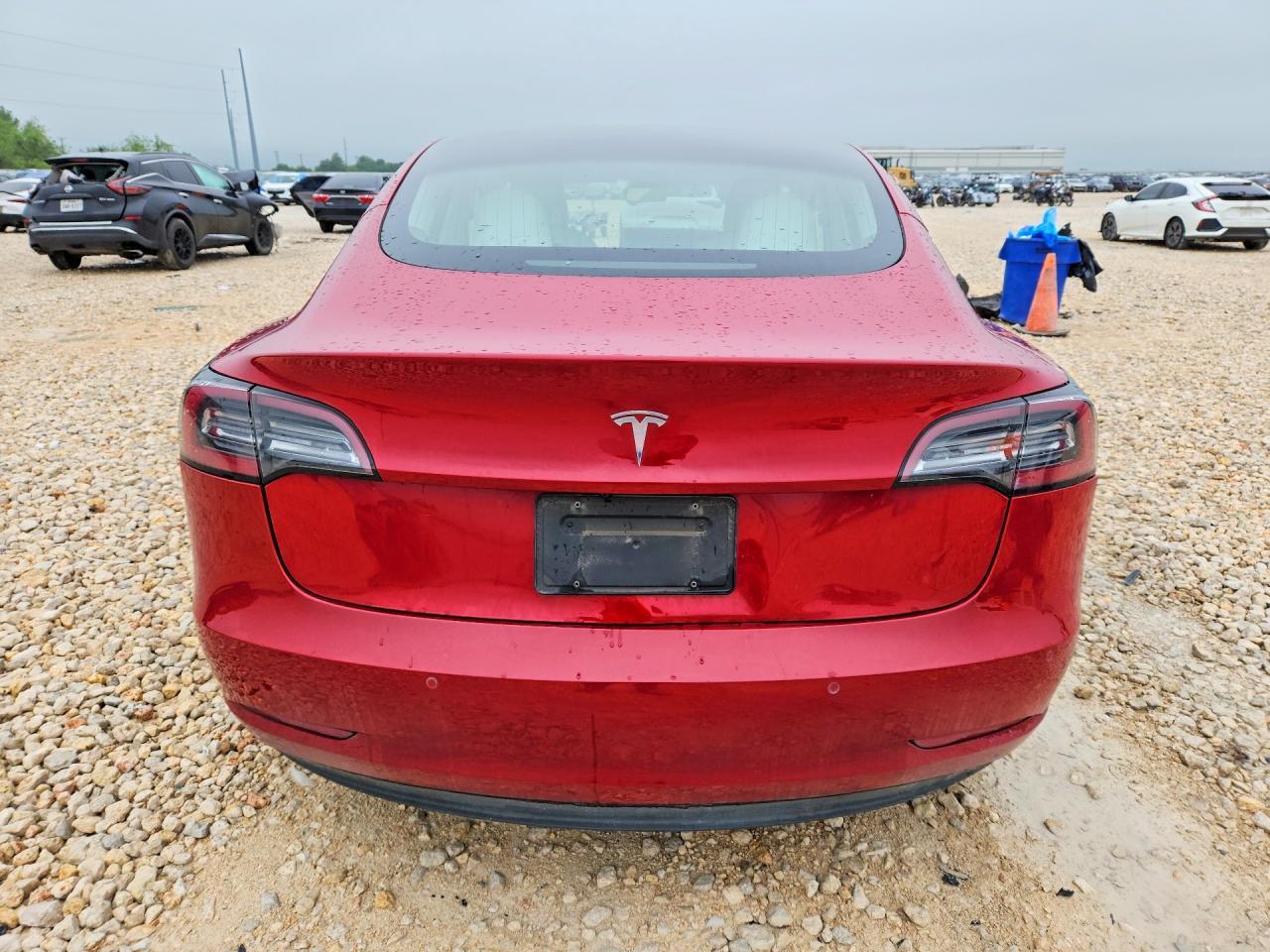 2020 Tesla Model 3 - Фото 6