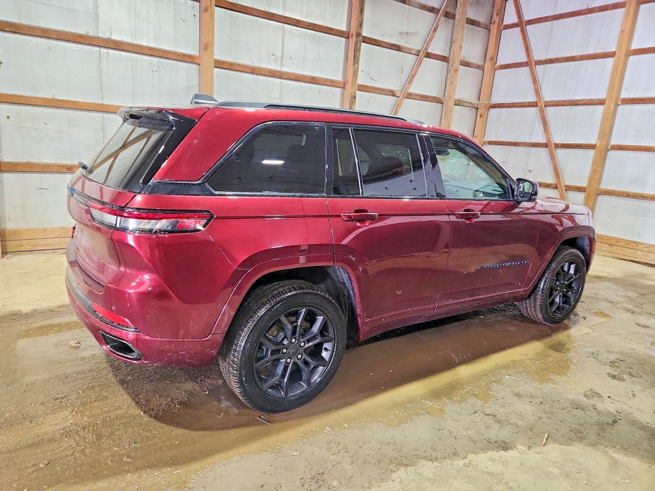 2024 Jeep Grand Cherokee Limited 4Xe - Image 3