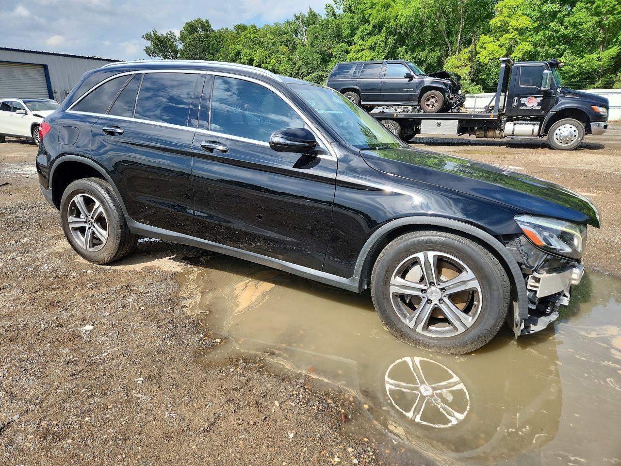 2019 Mercedes-Benz Glc 300 - Image 4