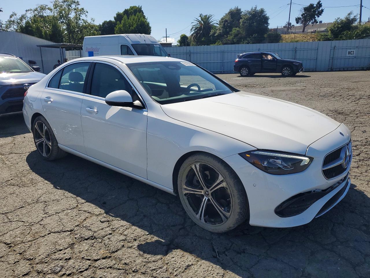 2024 Mercedes-Benz C 300 - Фото 4