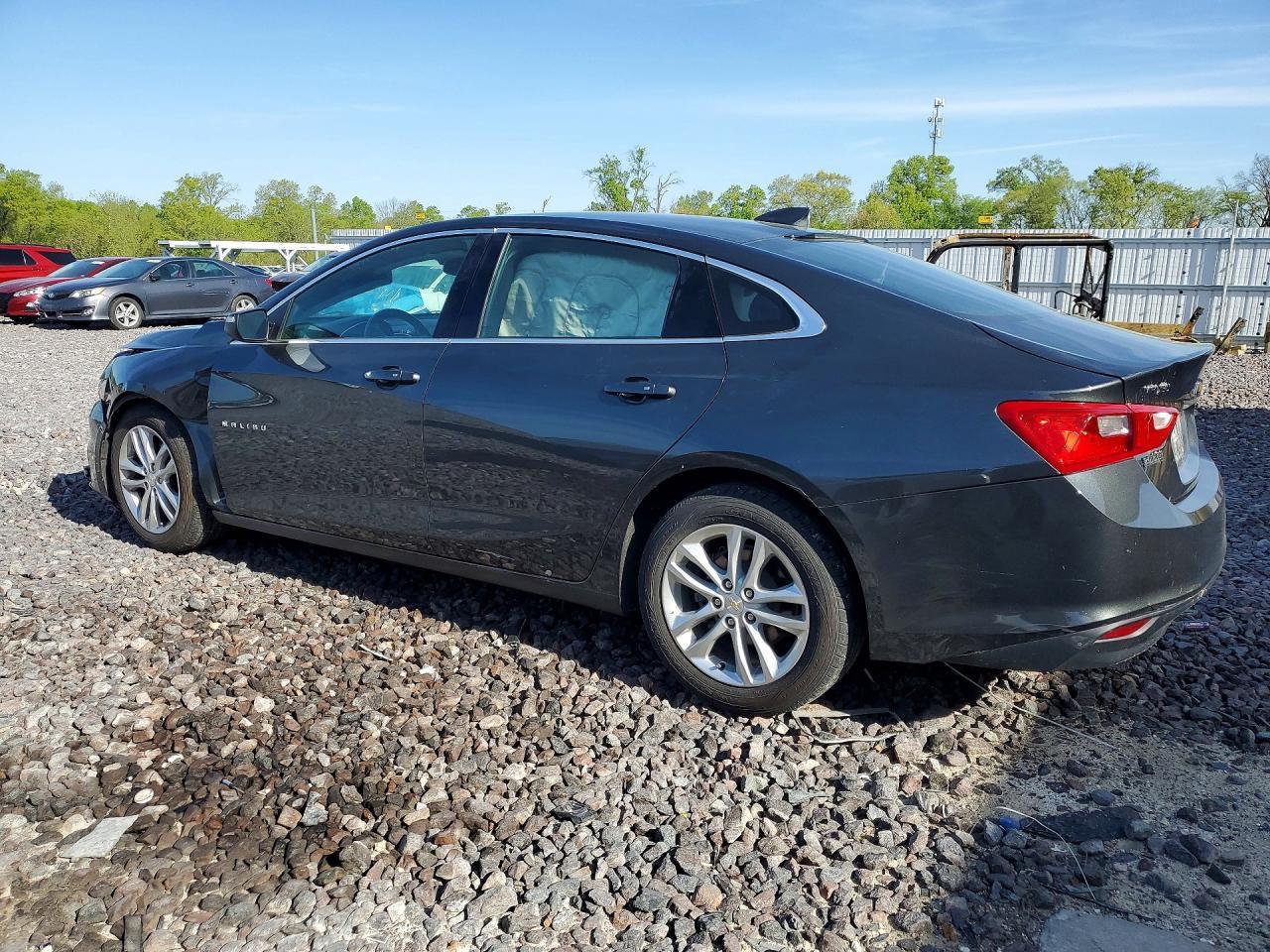 2017 Chevrolet Malibu Lt - Фото 2