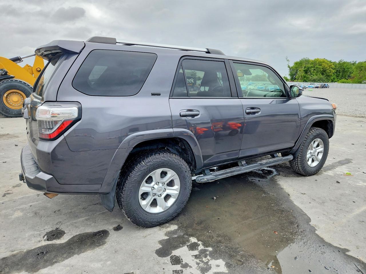 2023 Toyota 4Runner Sr5 - Фото 3