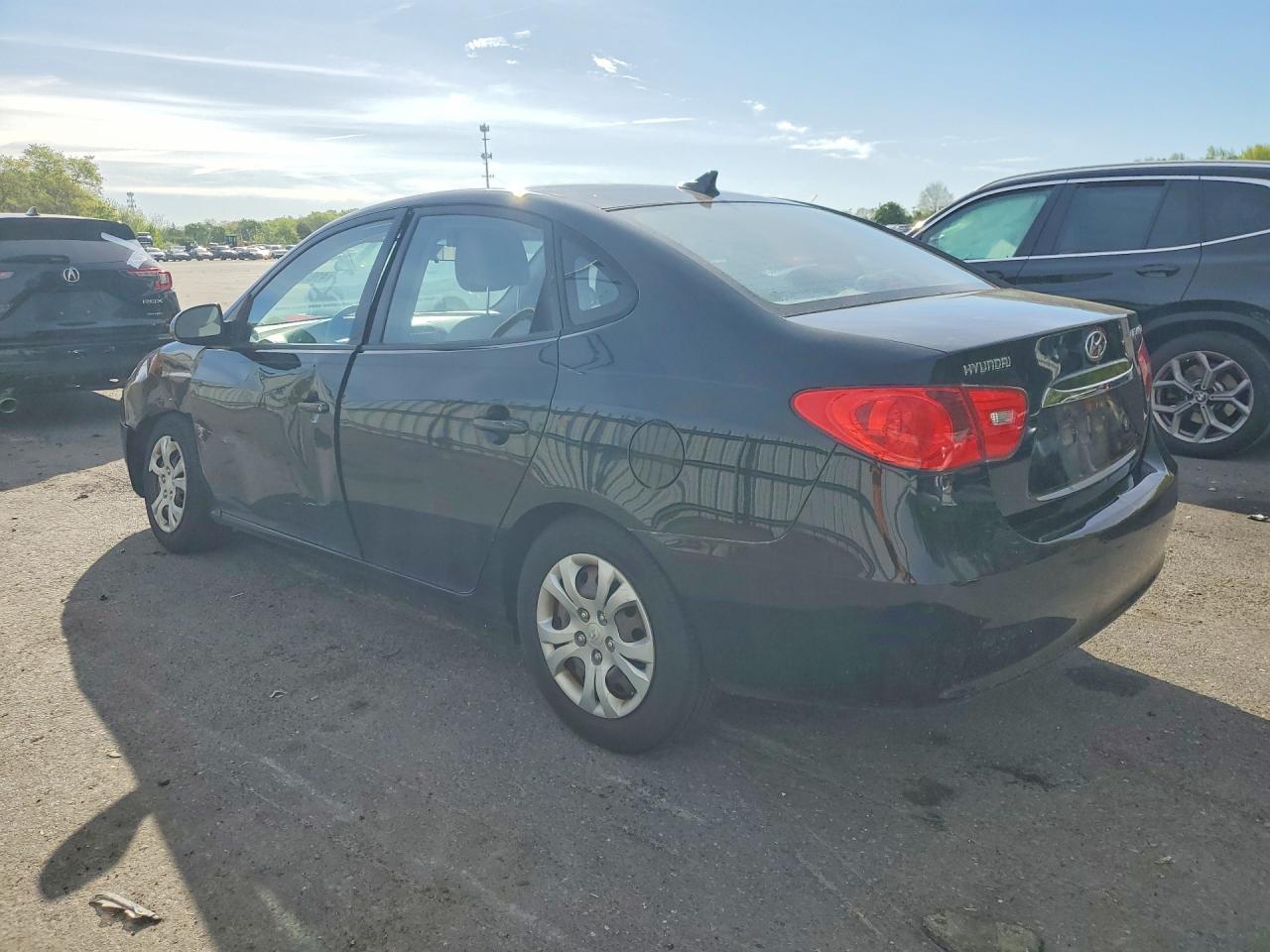 2010 Hyundai Elantra Gls - Фото 2