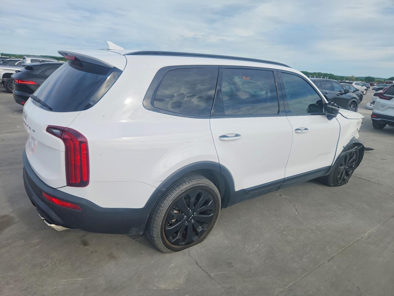 2022 Kia Telluride S - Фото 3