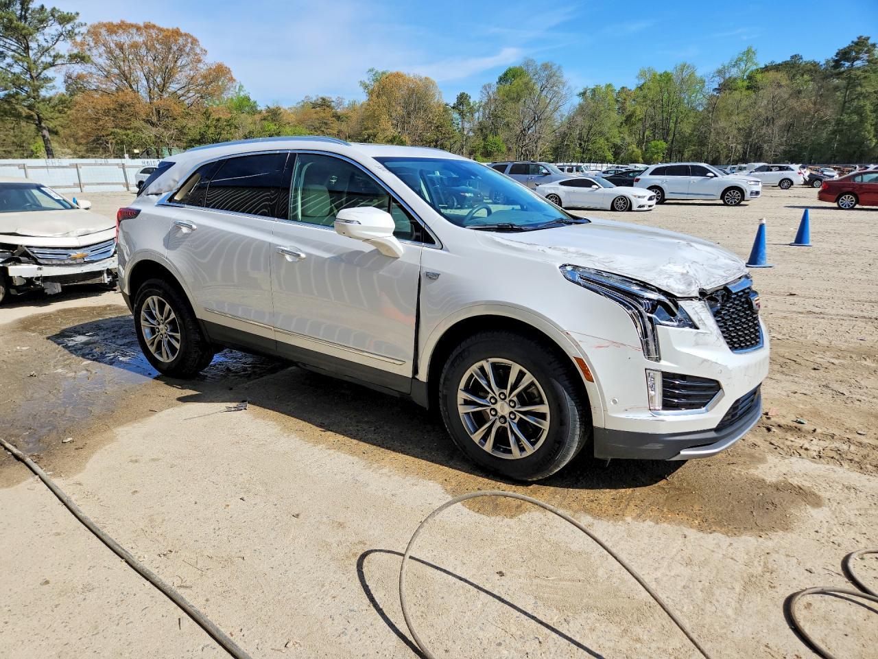 2023 Cadillac Xt5 Premium Luxury - Image 4