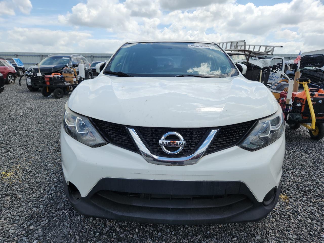 2017 Nissan Rogue Sport S - Фото 5