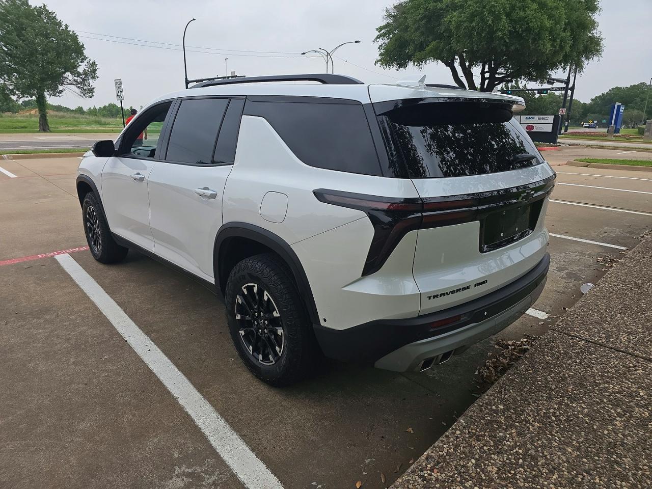 2024 Chevrolet Traverse Lt Z71 - Фото 3