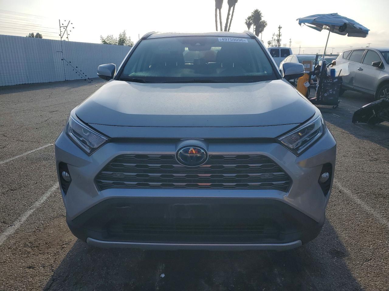 2020 Toyota Rav4 Limited - Фото 5