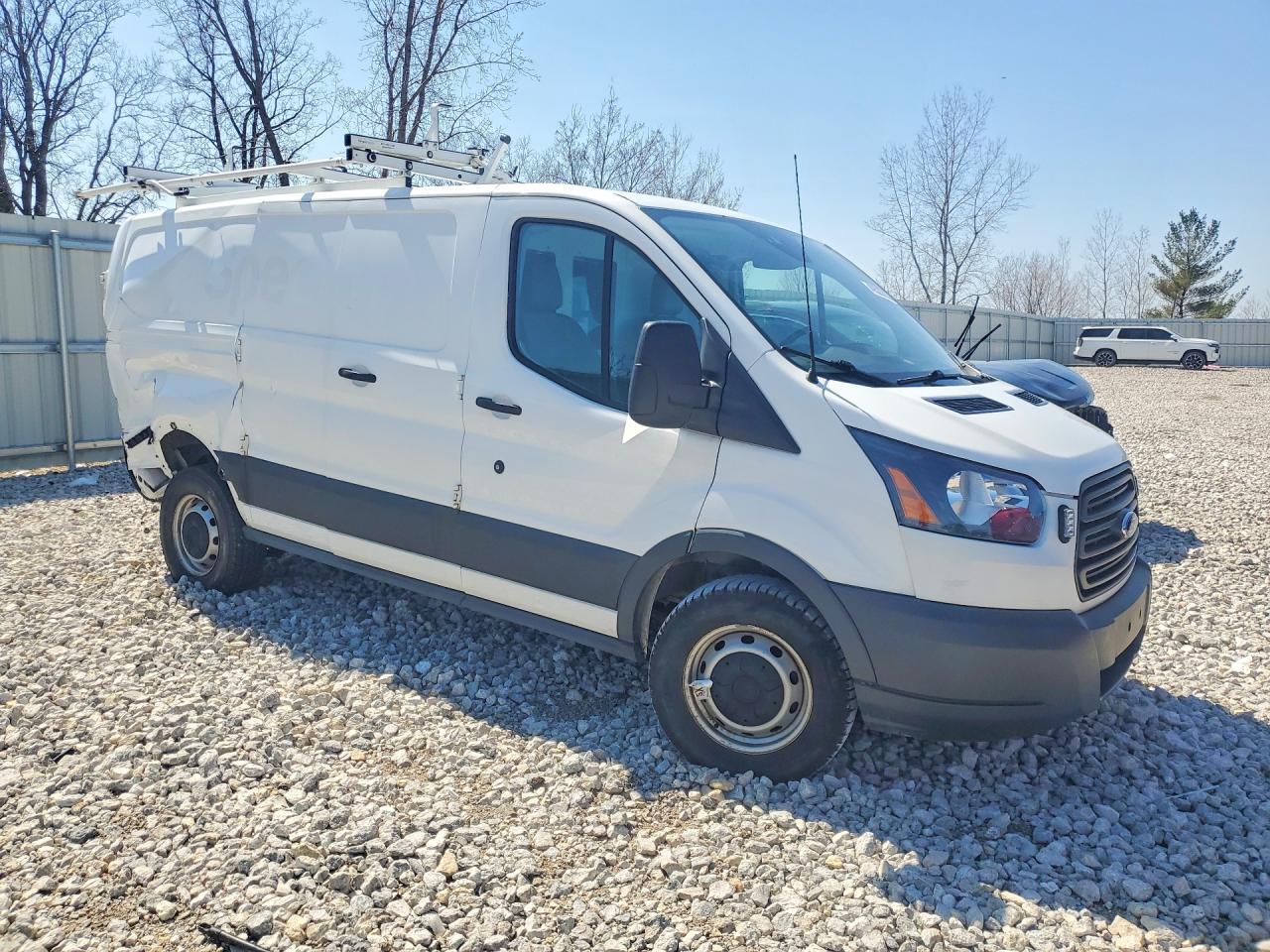 2017 Ford Transit T-150 - Фото 4
