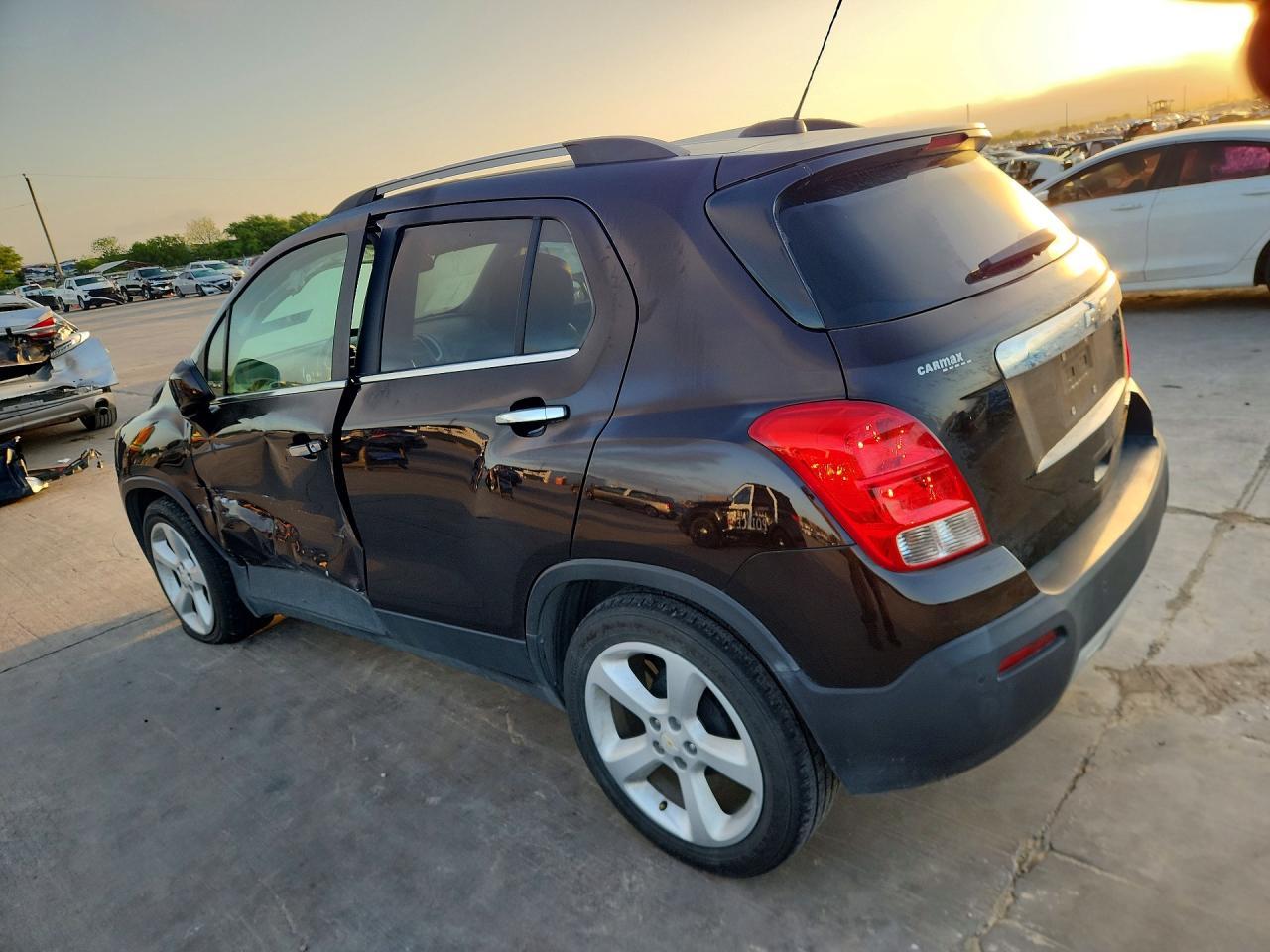 2016 Chevrolet Trax Ltz - Image 2