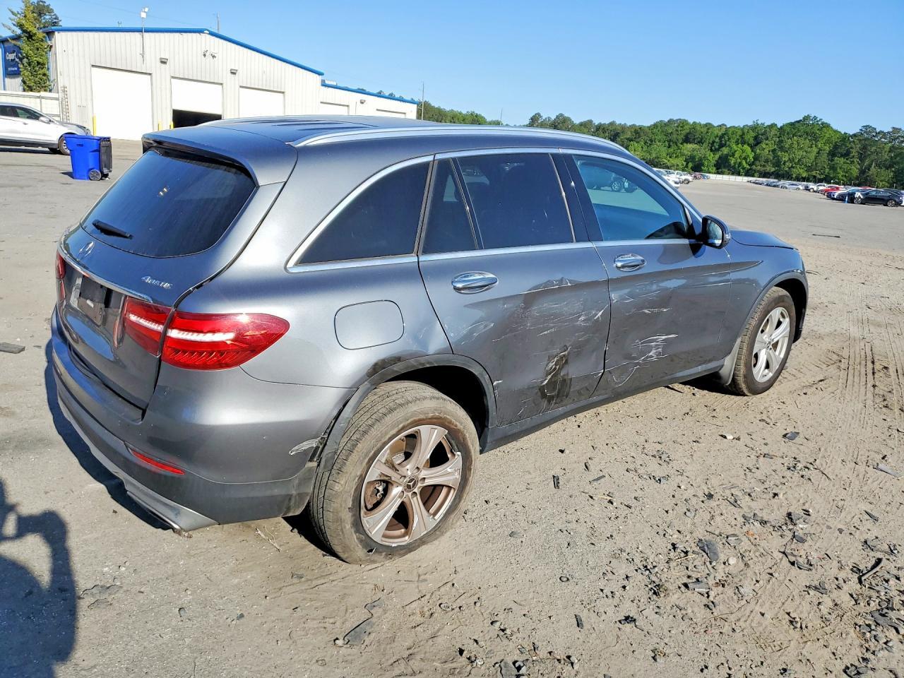 2018 Mercedes-Benz Glc 300 4Matic - Image 3