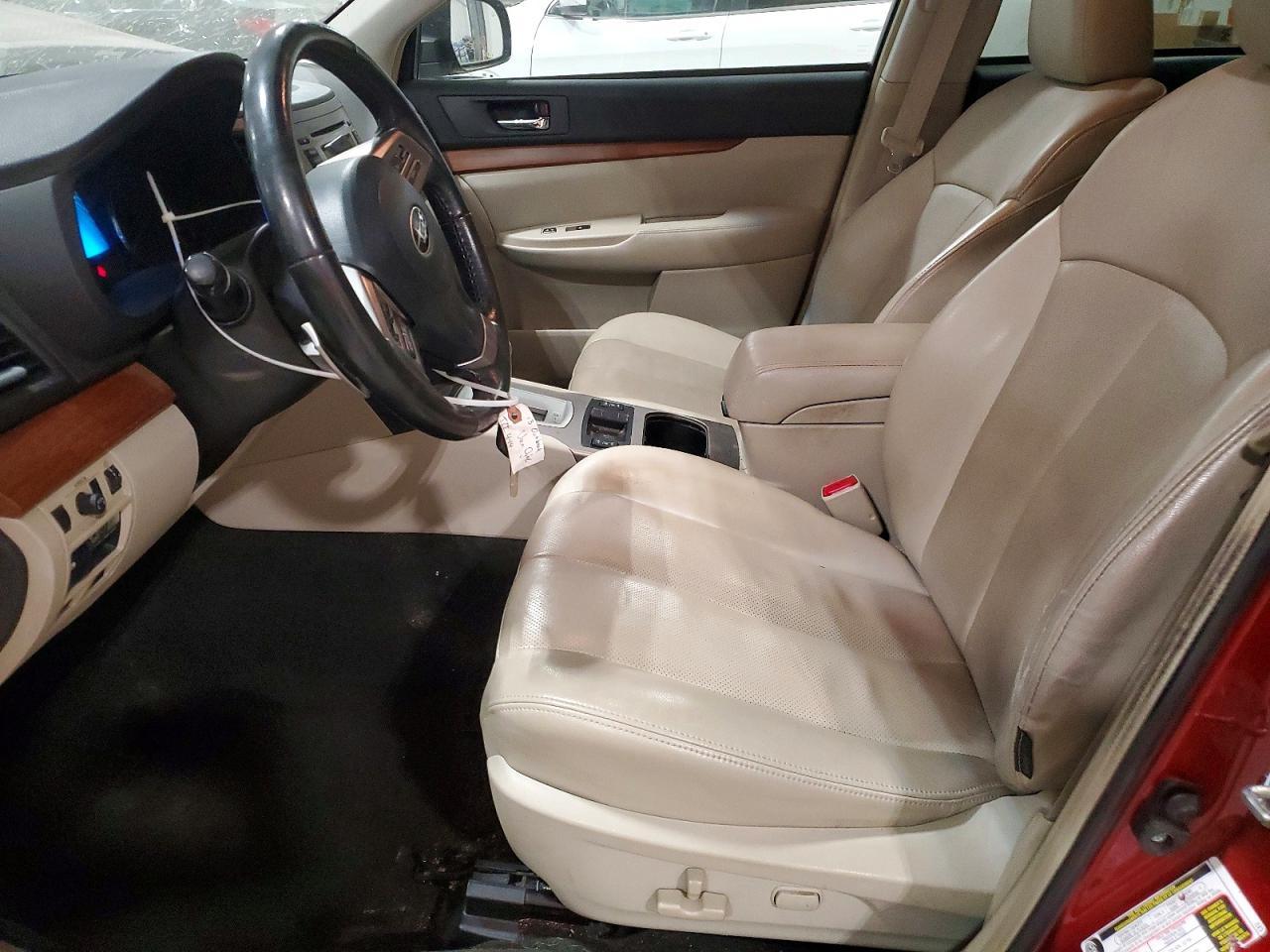2013 Subaru Outback 2.5I Limited - Image 7