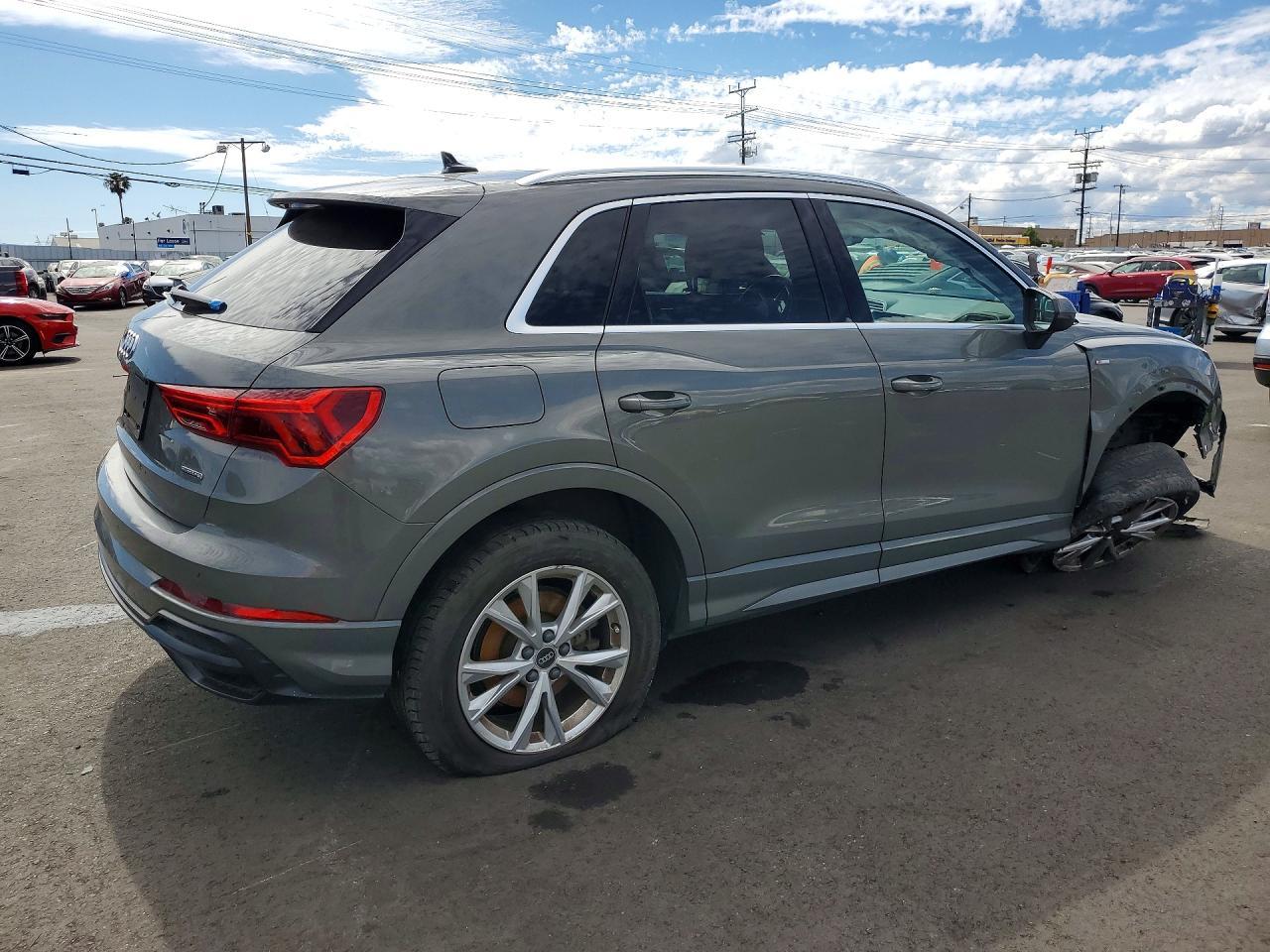 2022 Audi Q3 Premium S Line 45 - Фото 3