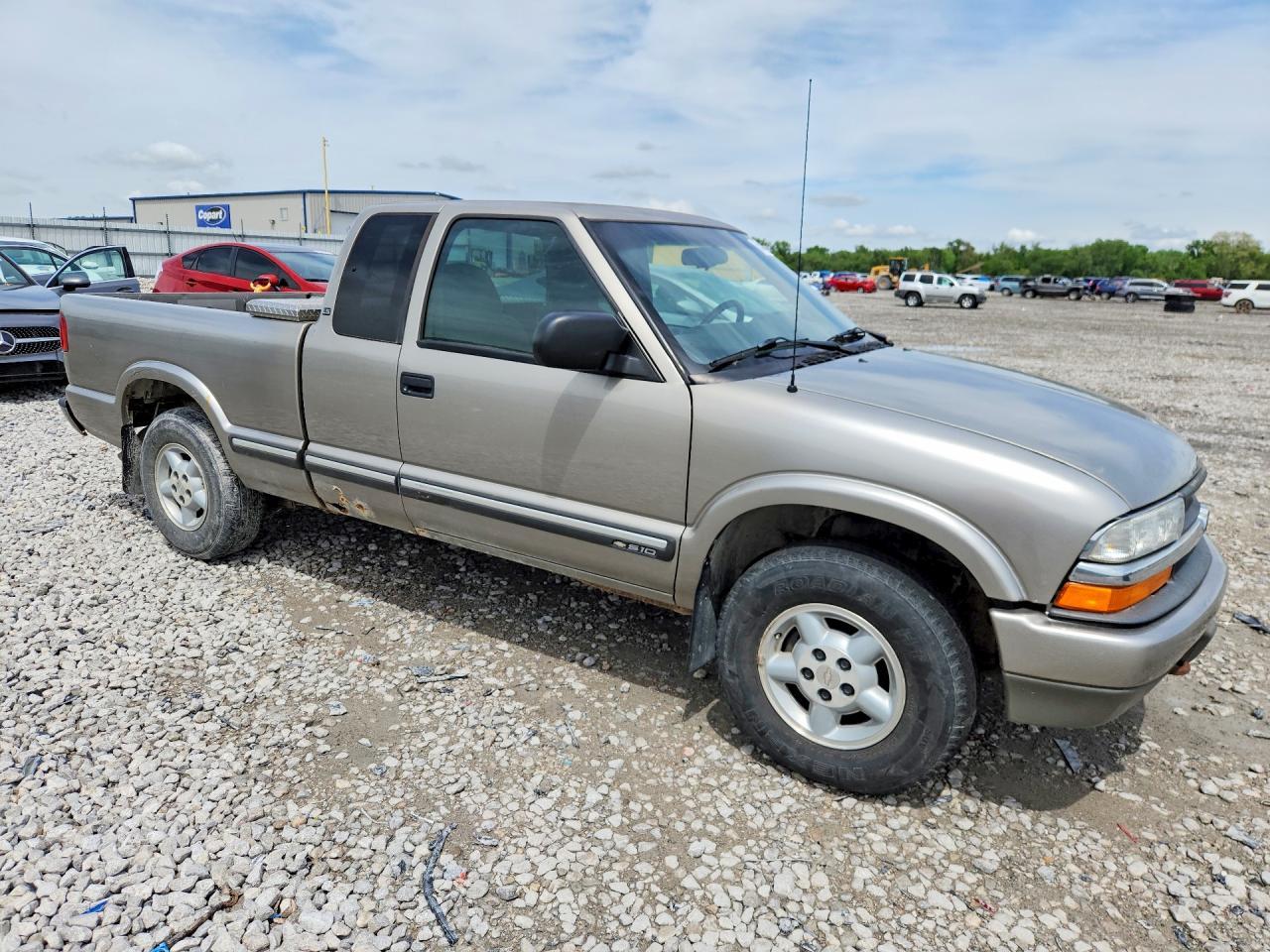2001 Chevrolet S Truck S10 - Image 4