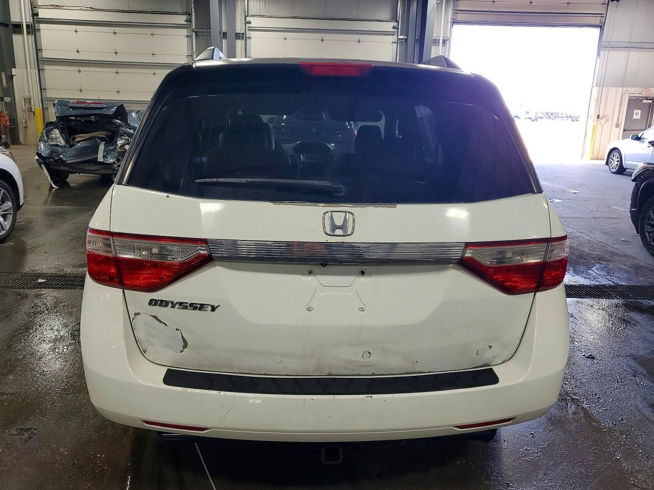2013 Honda Odyssey Lx - Image 6