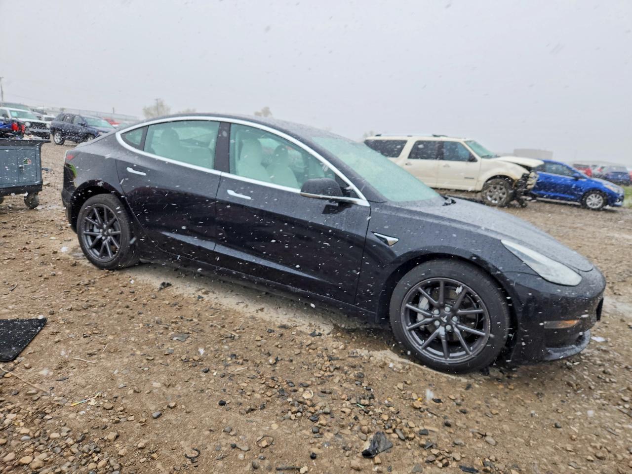 2018 Tesla Model 3 - Image 4