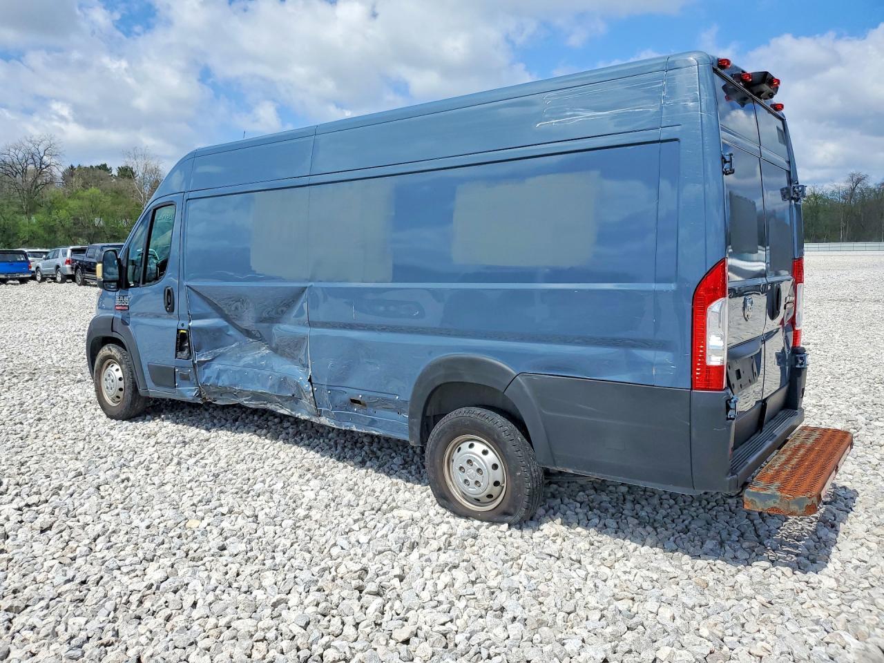 2020 Ram Promaster 3500 Delivery Van - Фото 2