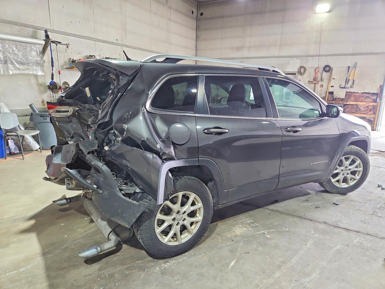 2014 Jeep Cherokee Latitude - Фото 3