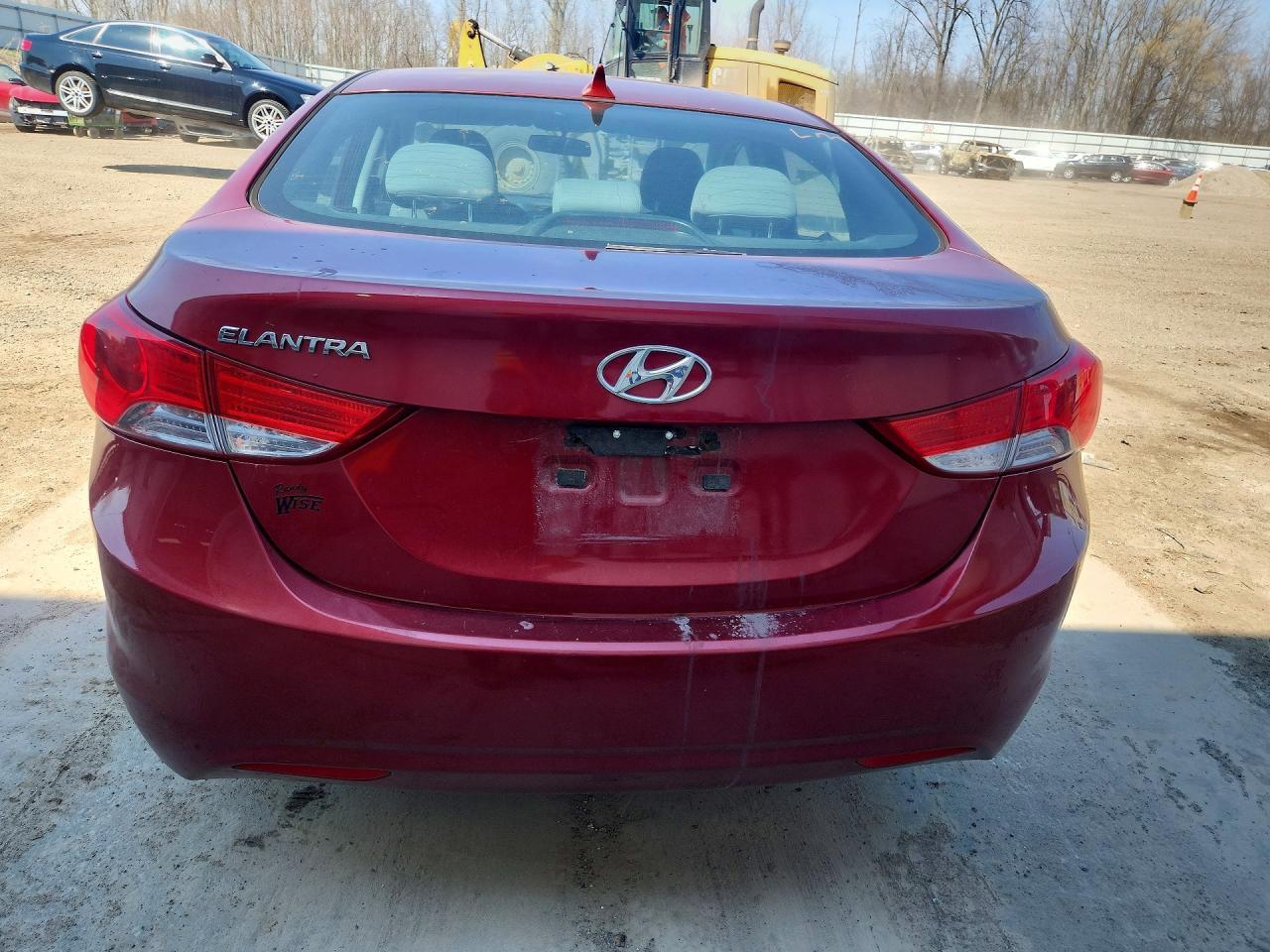 2013 Hyundai Elantra Gls - Фото 6