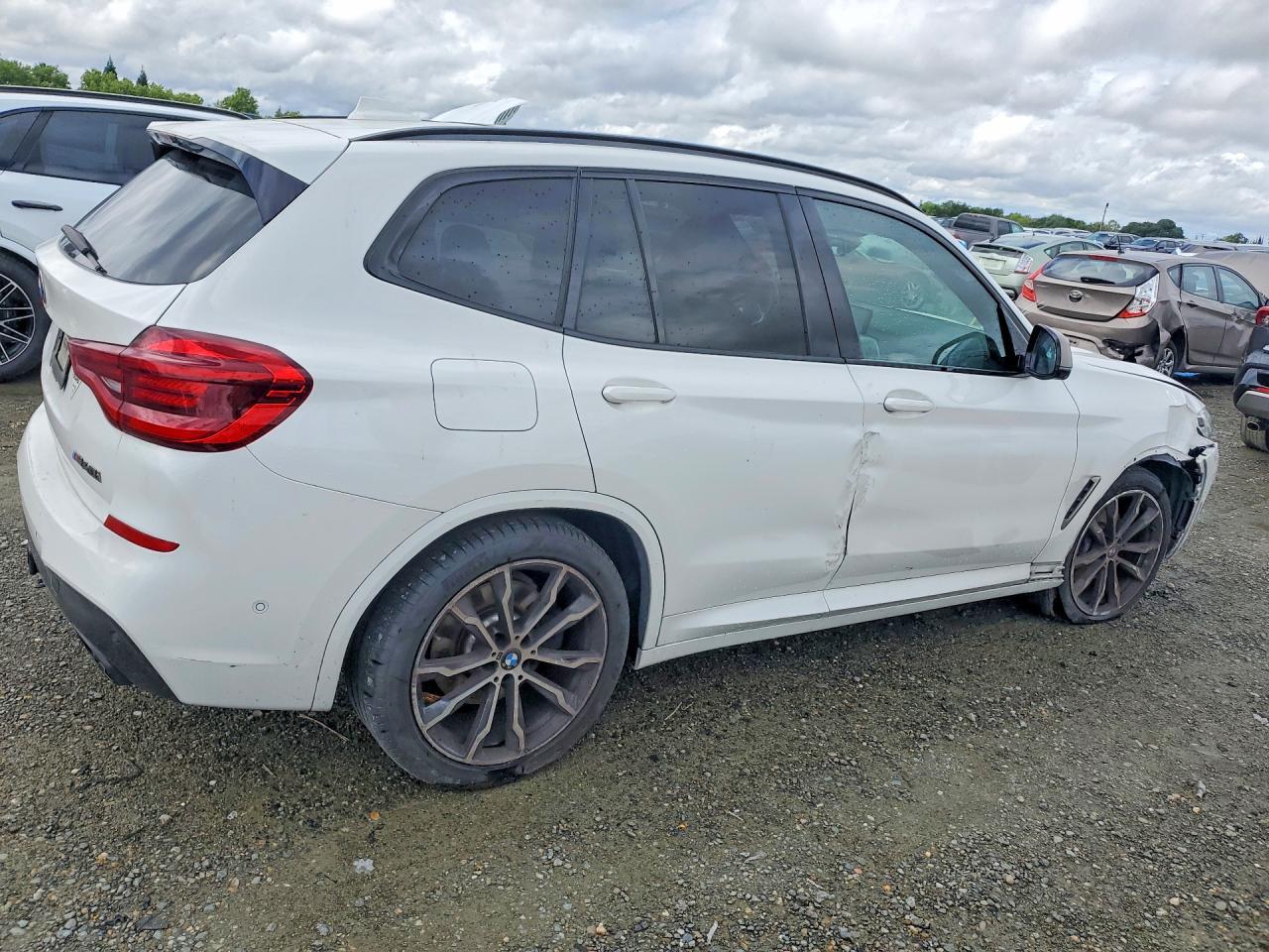 2019 BMW X3 xDrivem40I - Image 3