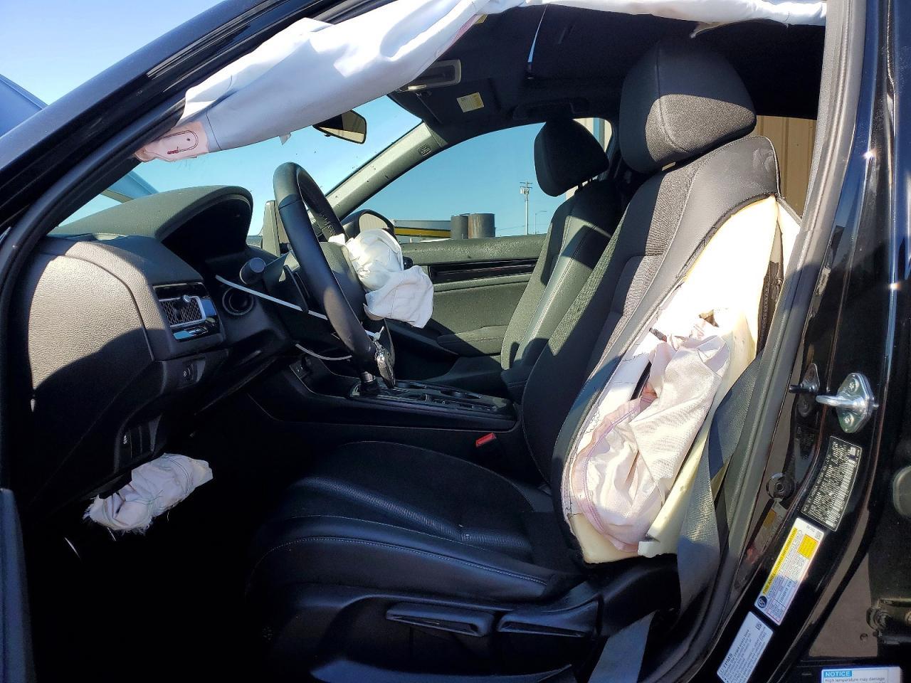 2025 Honda Civic Sport - Image 7