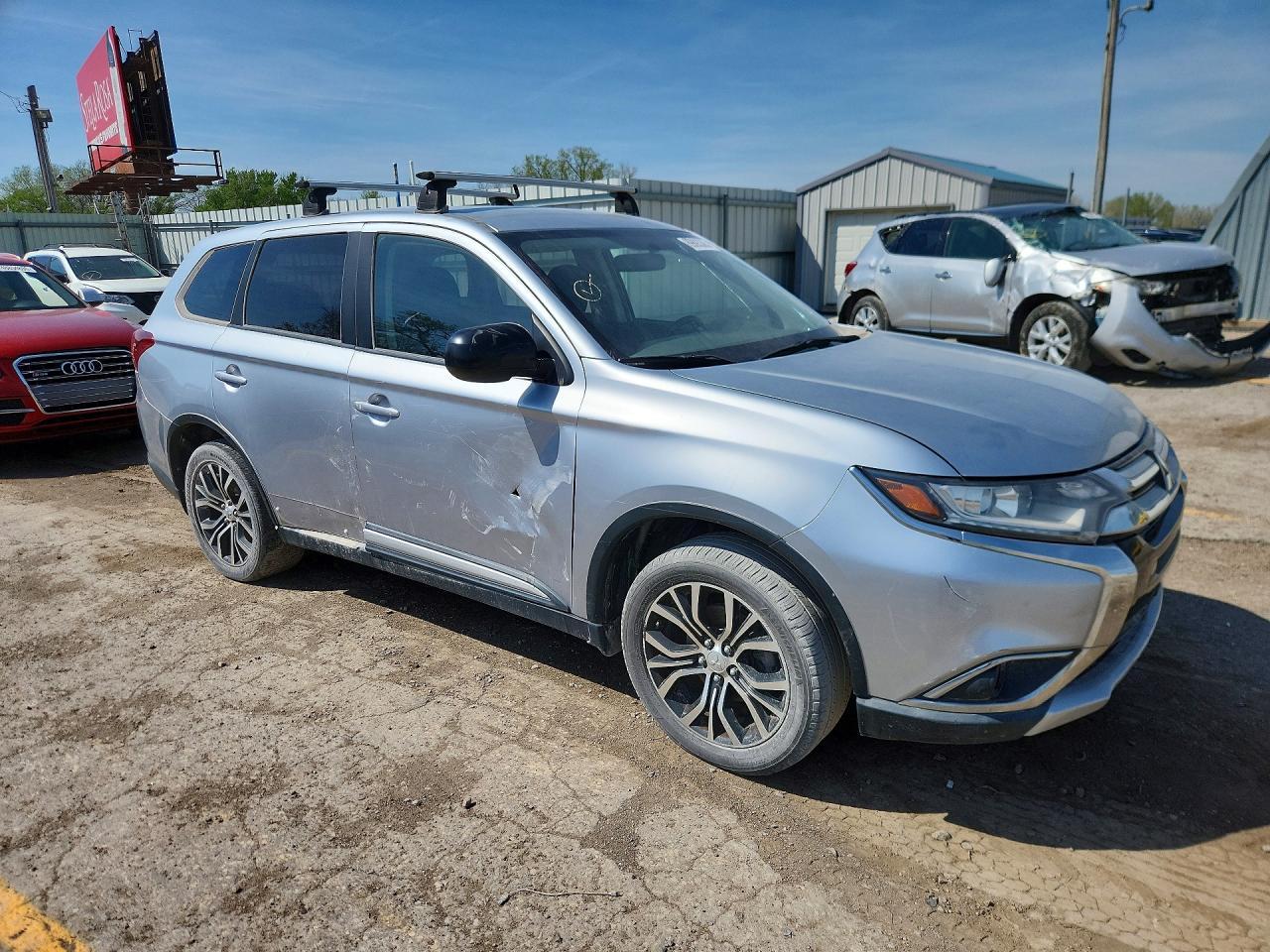 2016 Mitsubishi Outlander Es - Image 4