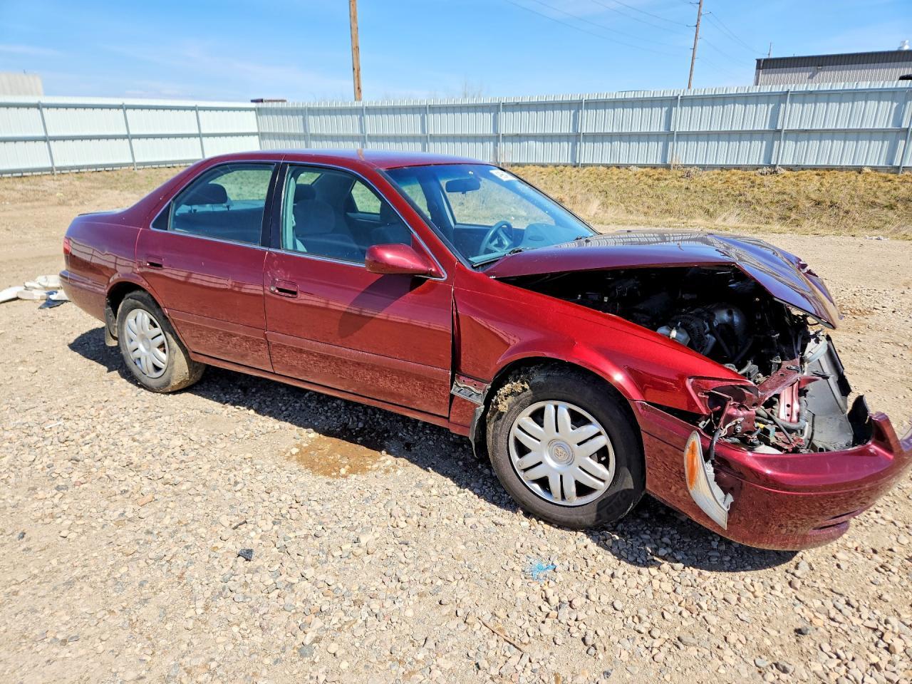 2001 Toyota Camry Le - Фото 4