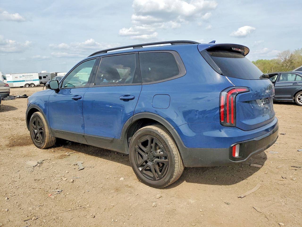 2025 Kia Telluride Sx-Prestige X-Line - Image 2