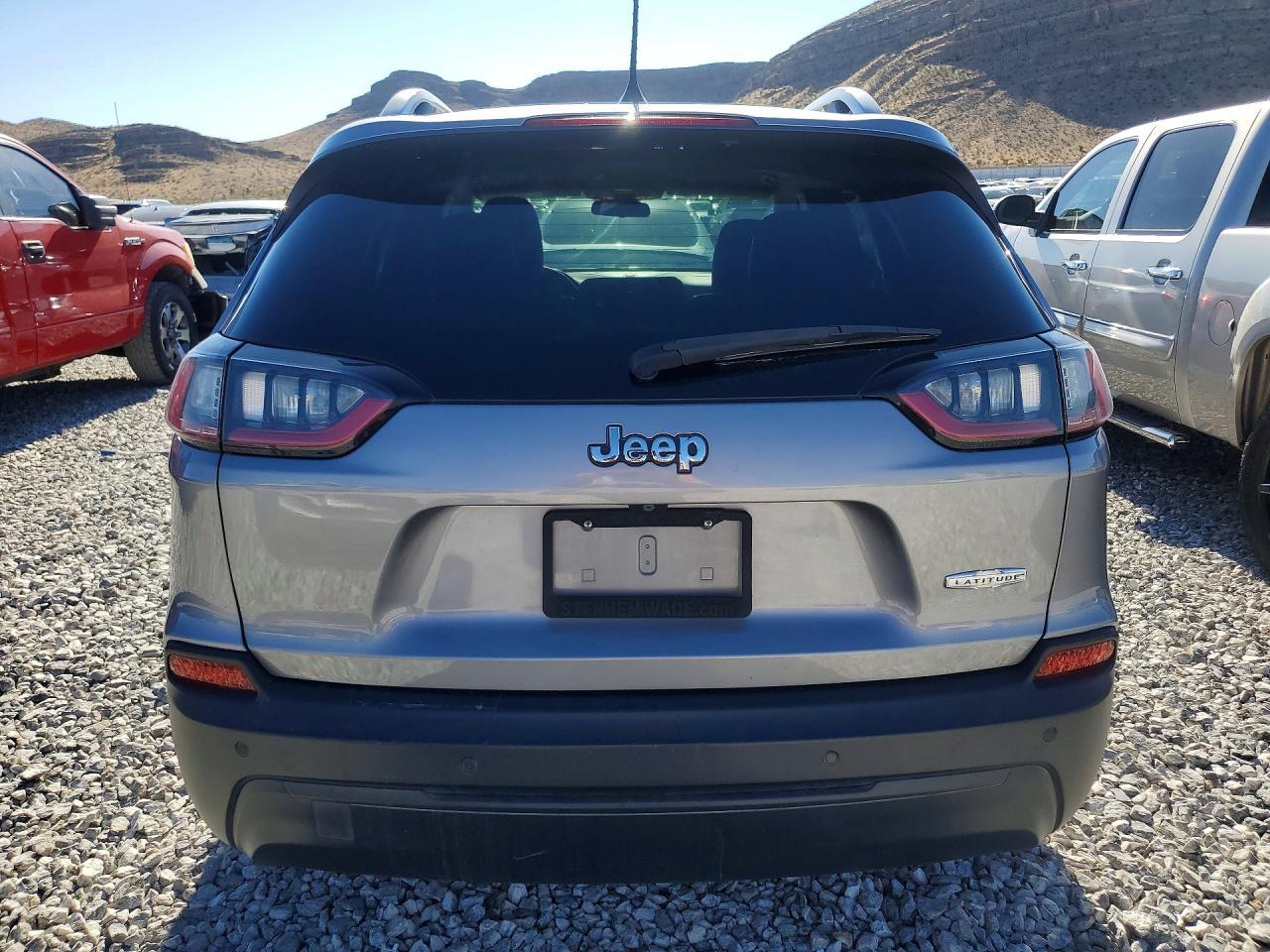 2019 Jeep Cherokee Latitude Plus - Фото 6
