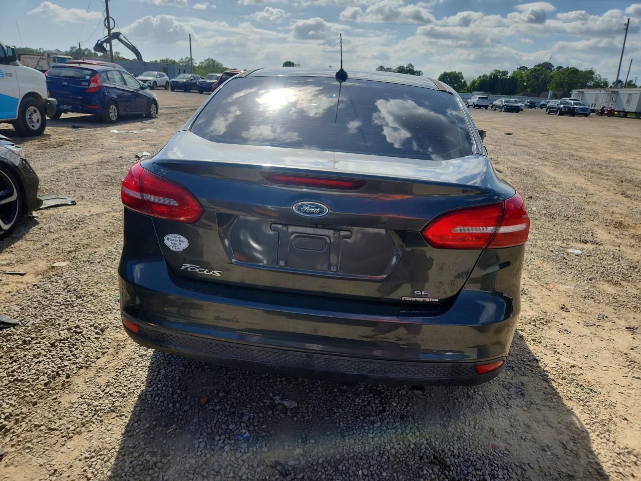 2015 Ford Focus Se - Фото 6
