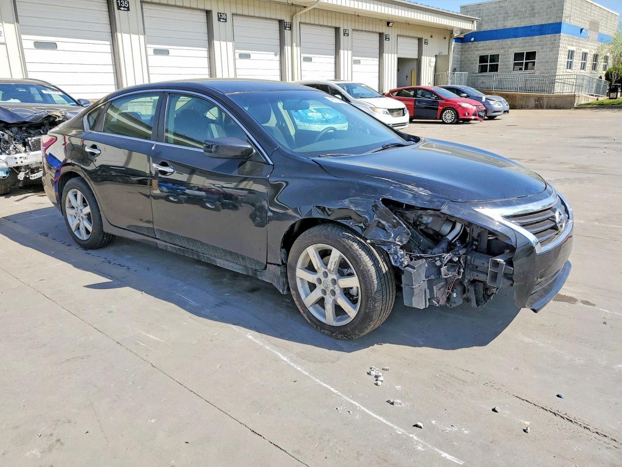 2013 Nissan Altima 2.5 - Фото 4