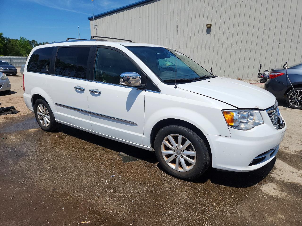 2016 Chrysler Town & Country Limited Platinum - Фото 4