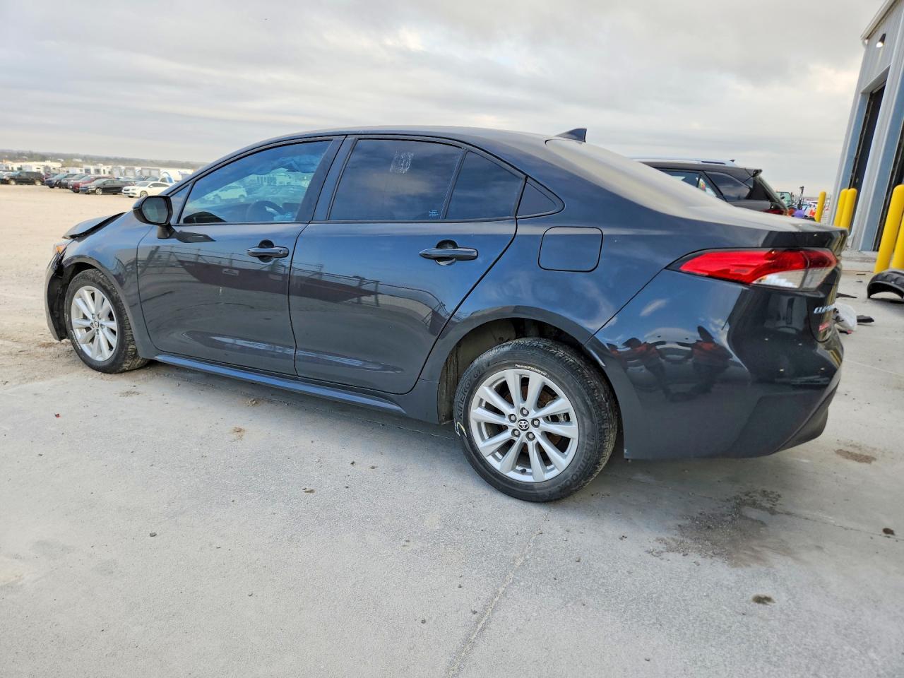 2023 Toyota Corolla Le - Image 2