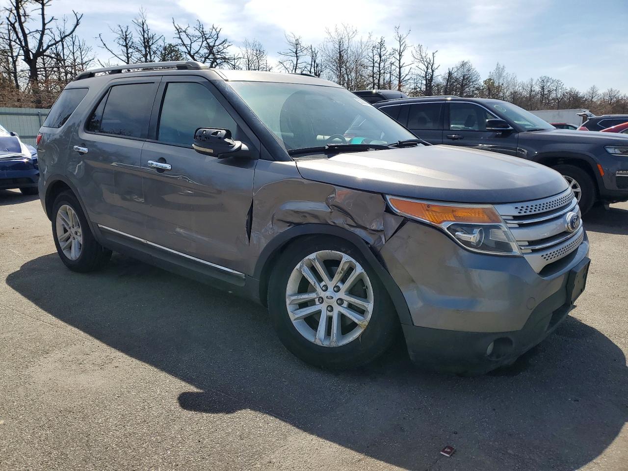 2012 Ford Explorer Xlt - Фото 4