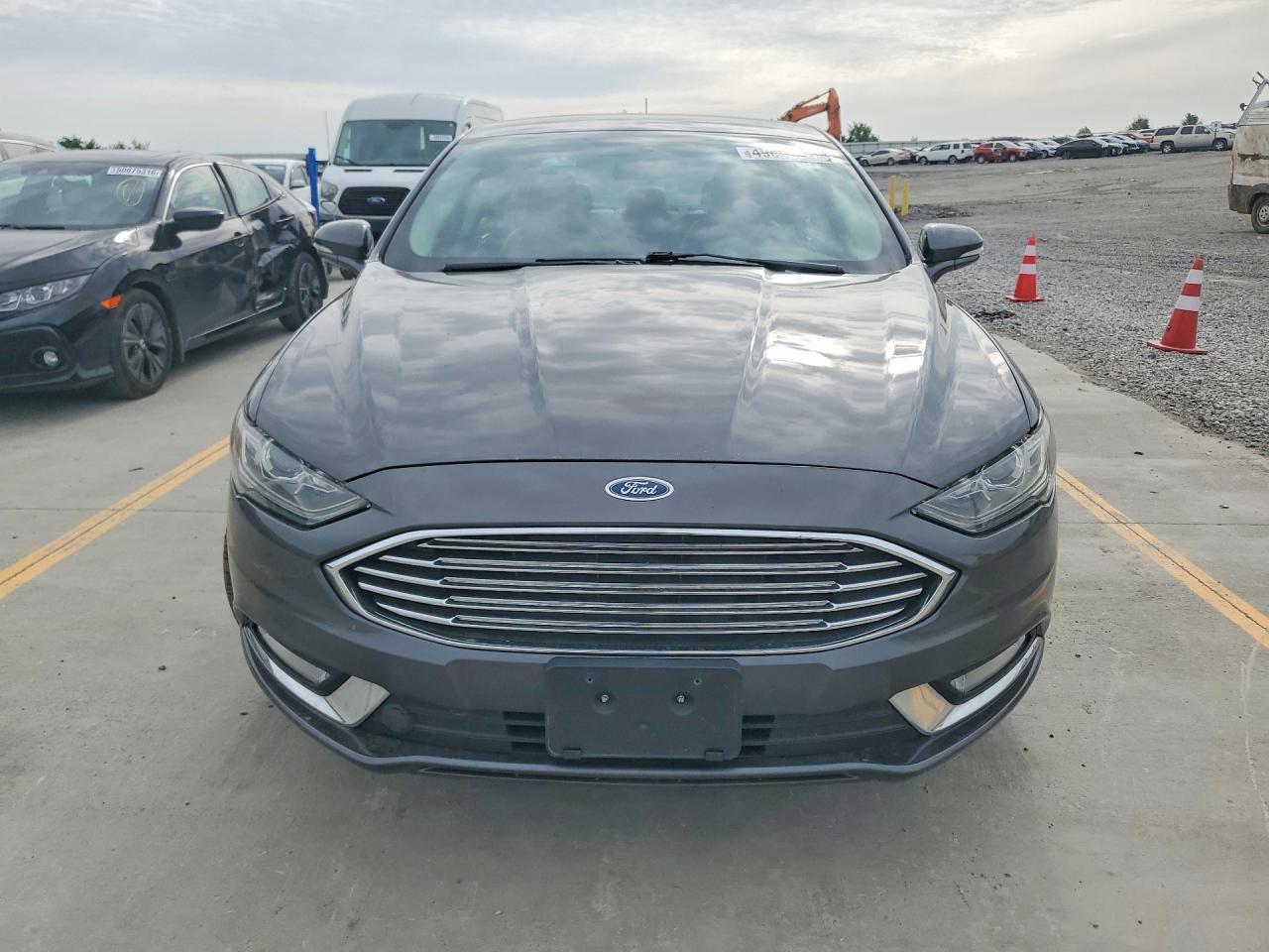 2017 Ford Fusion Se - Image 5