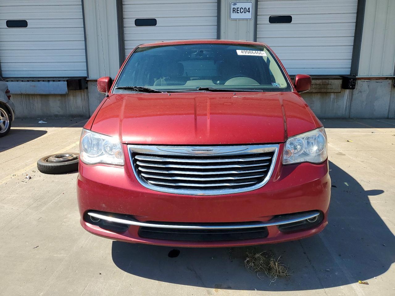 2015 Chrysler Town & Country Touri - Image 5
