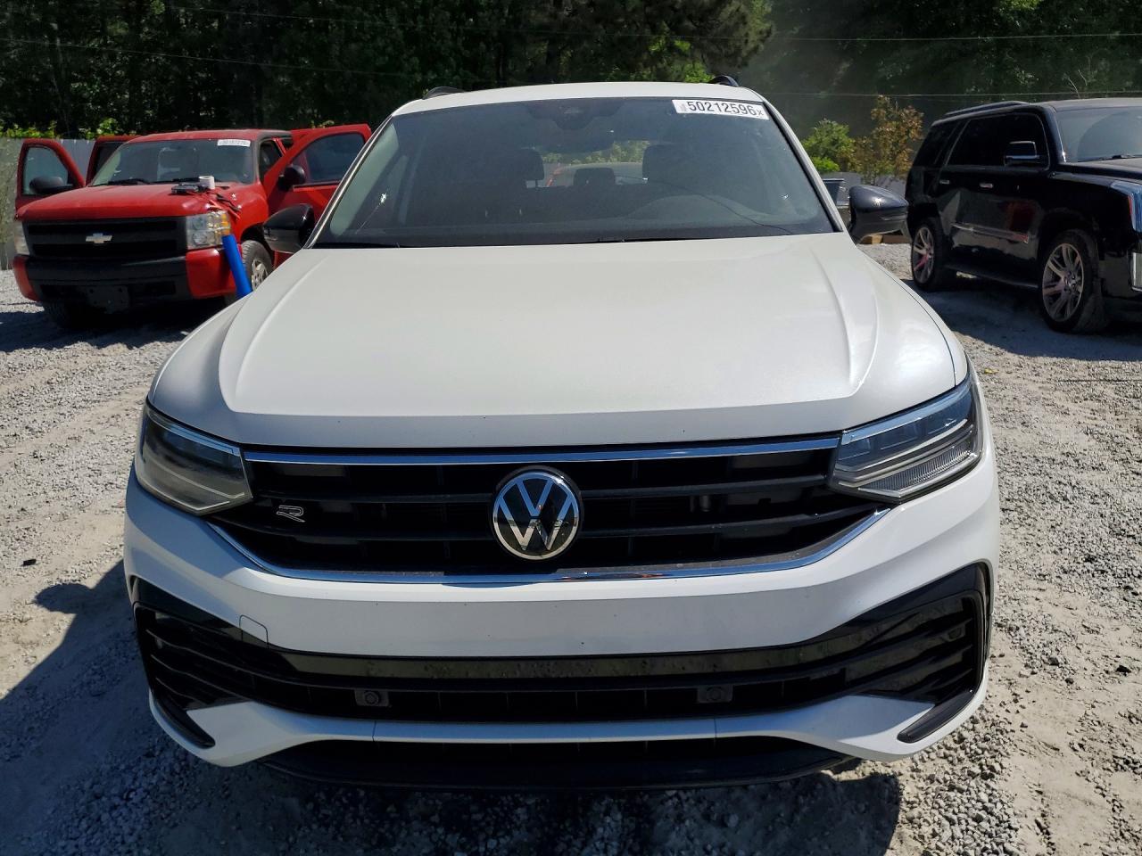 2023 Volkswagen Tiguan Se R-Line Black - Image 5