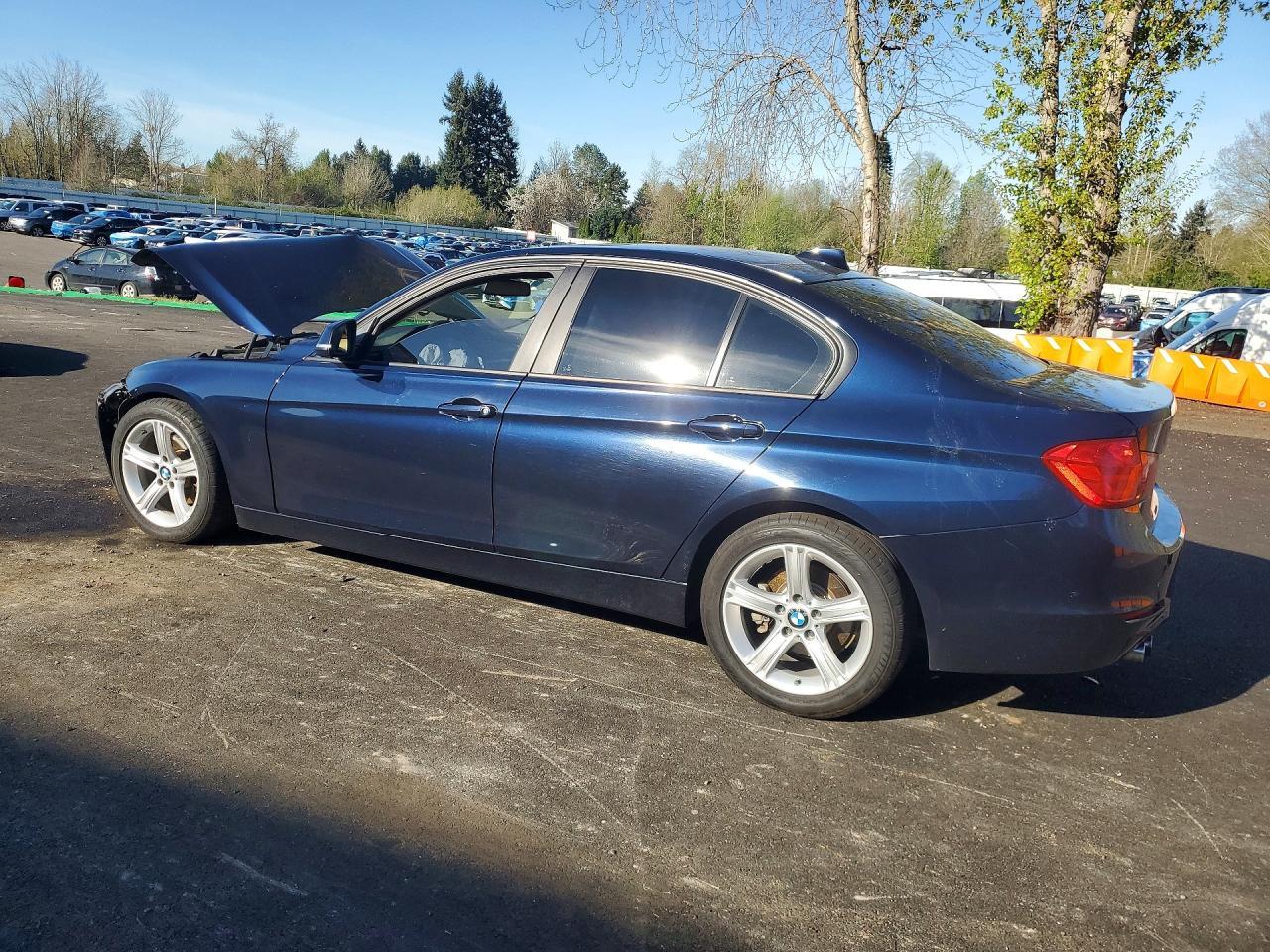 2013 BMW 328 I Sulev - Image 2