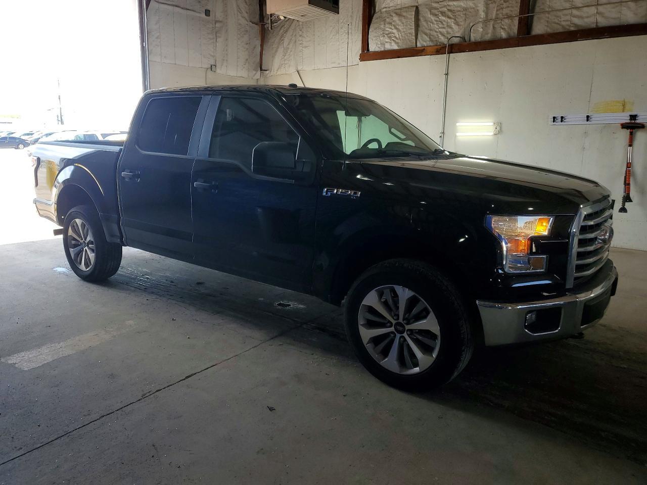 2017 Ford F150 Supercrew - Image 4