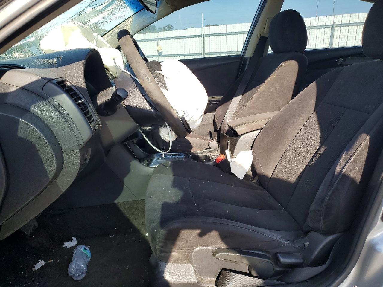 2010 Nissan Altima 2.5 - Фото 7