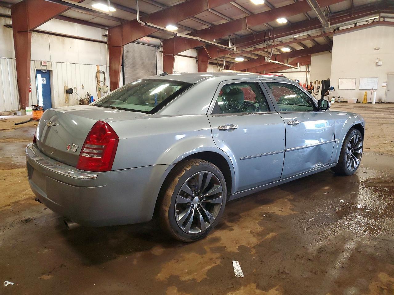 2006 Chrysler 300C - Фото 3