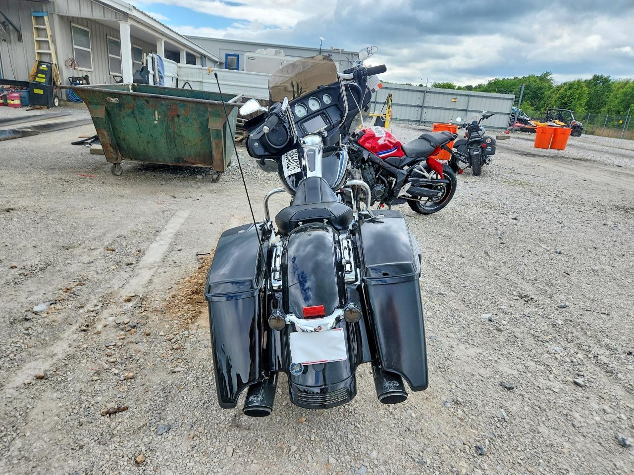 2015 Harley-Davidson Flhx Street Glide - Image 4