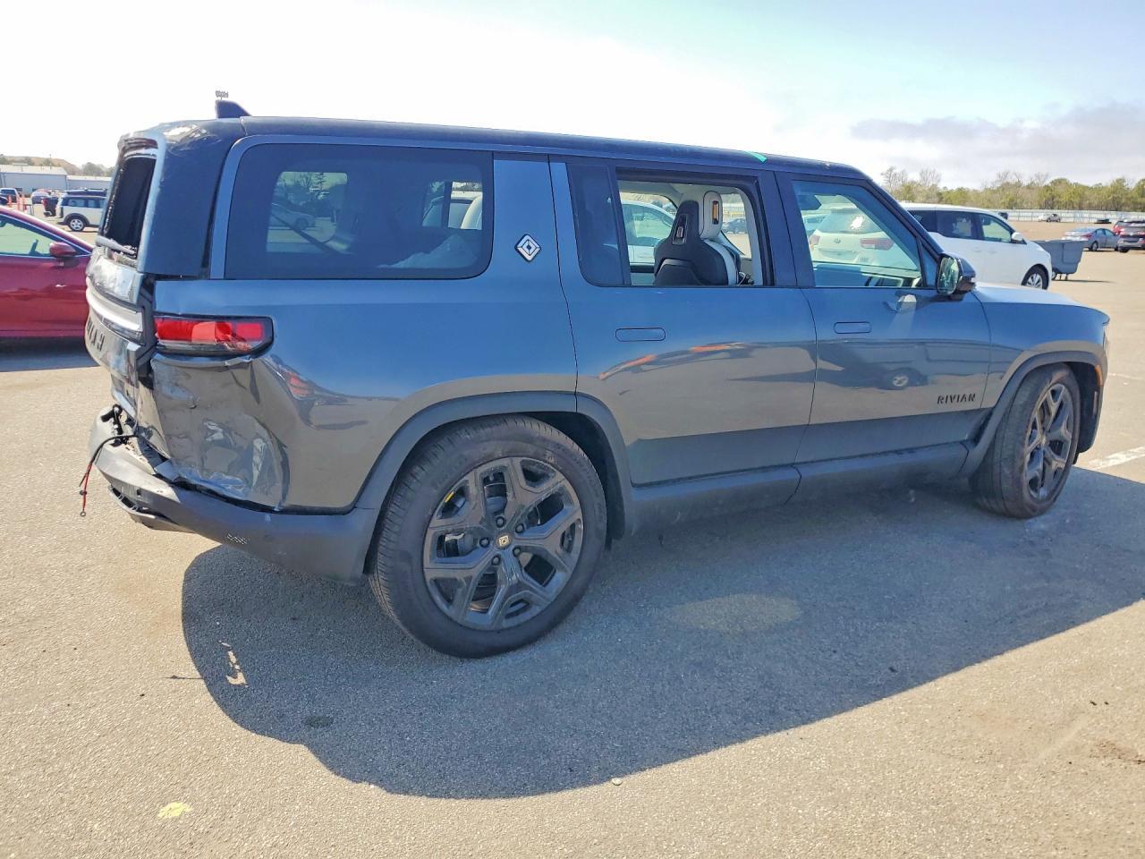 2025 Rivian R1S Adventure - Image 3