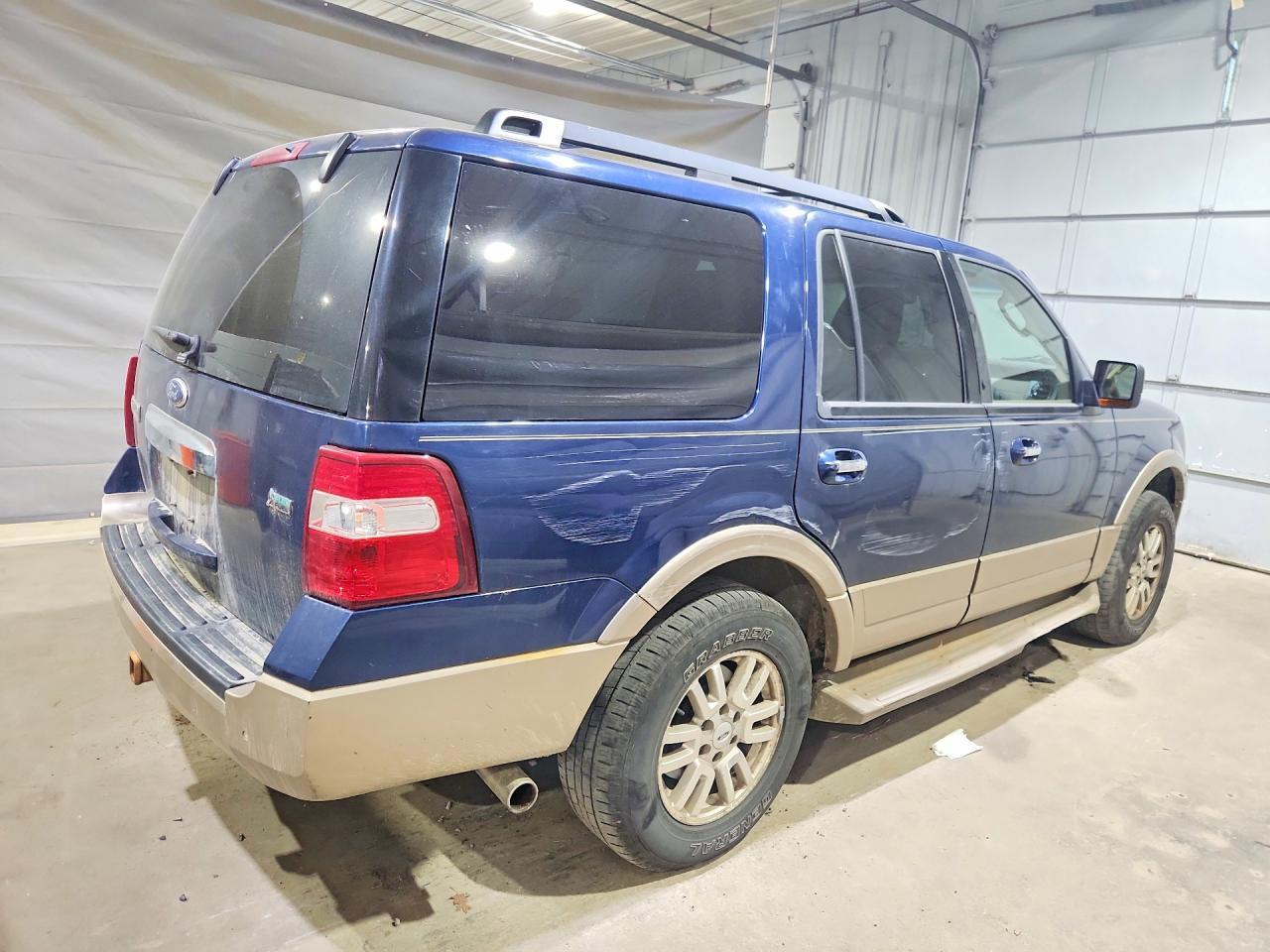 2011 Ford Expedition Xlt - Image 3