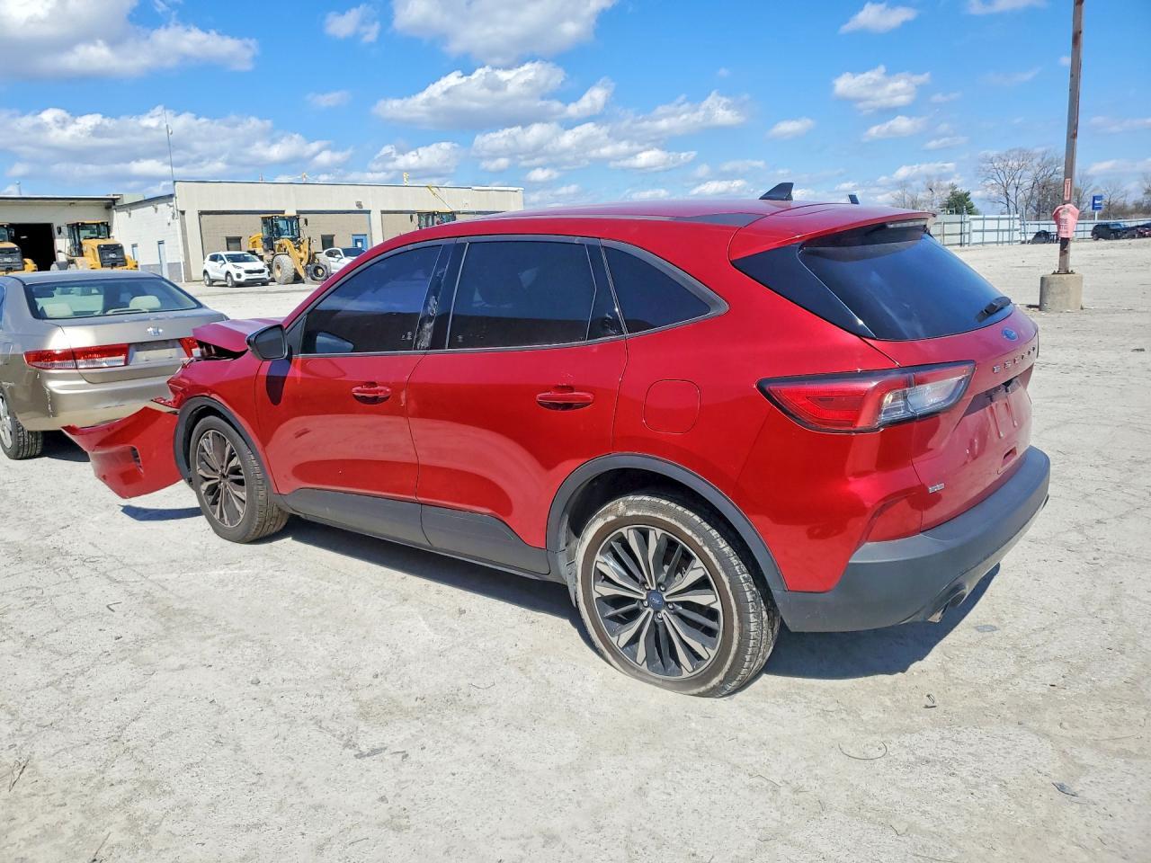 2021 Ford Escape Se - Фото 2