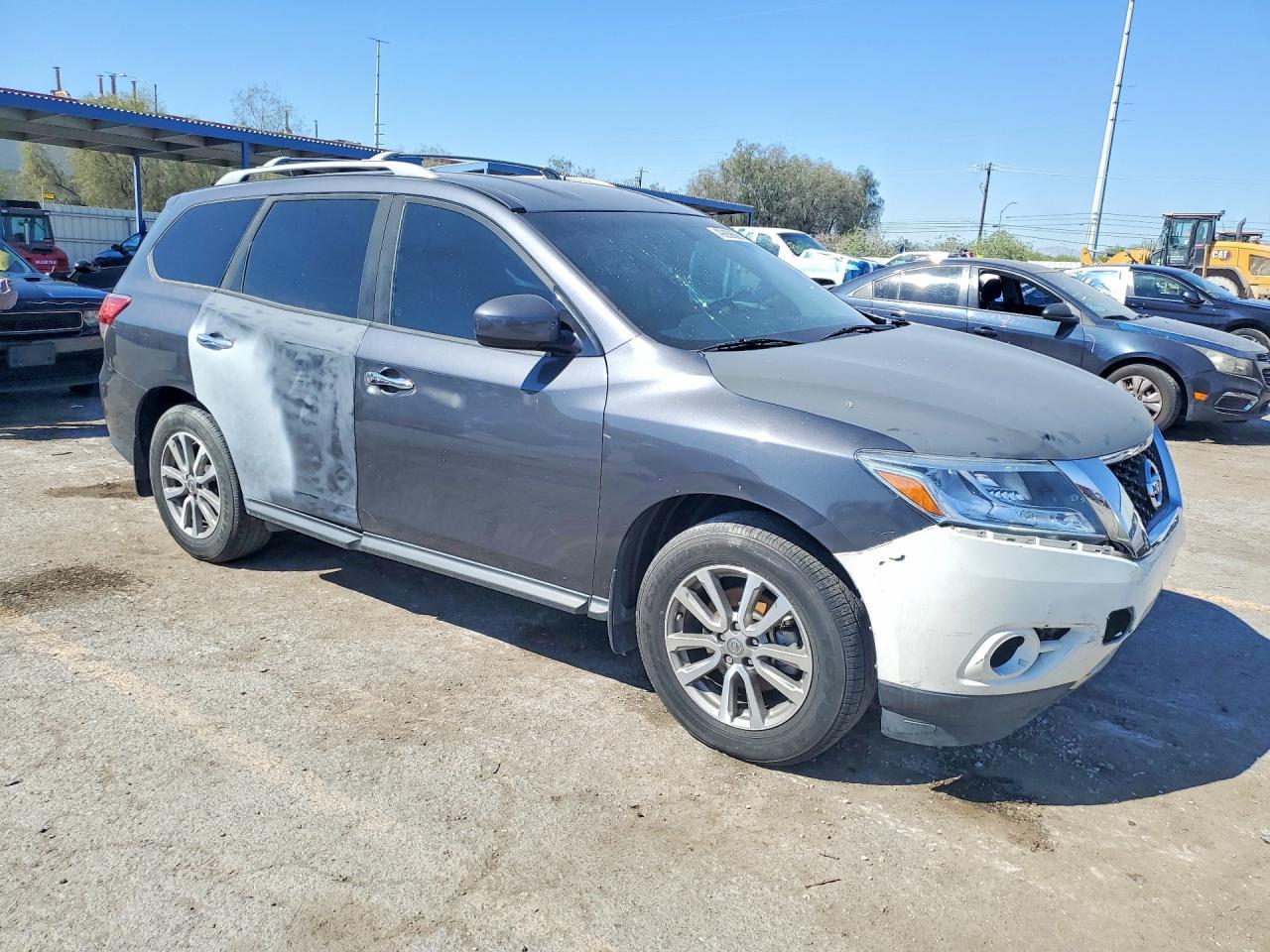 2014 Nissan Pathfinder - Image 4